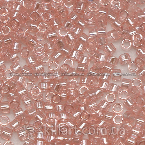 Бисер DB-1223 Miyuki Delica Beads 11/0 (прозрачный, светло-розовый)